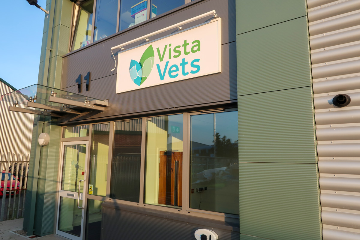 The Practice Main Entrance | Vista Vets Chelmsford